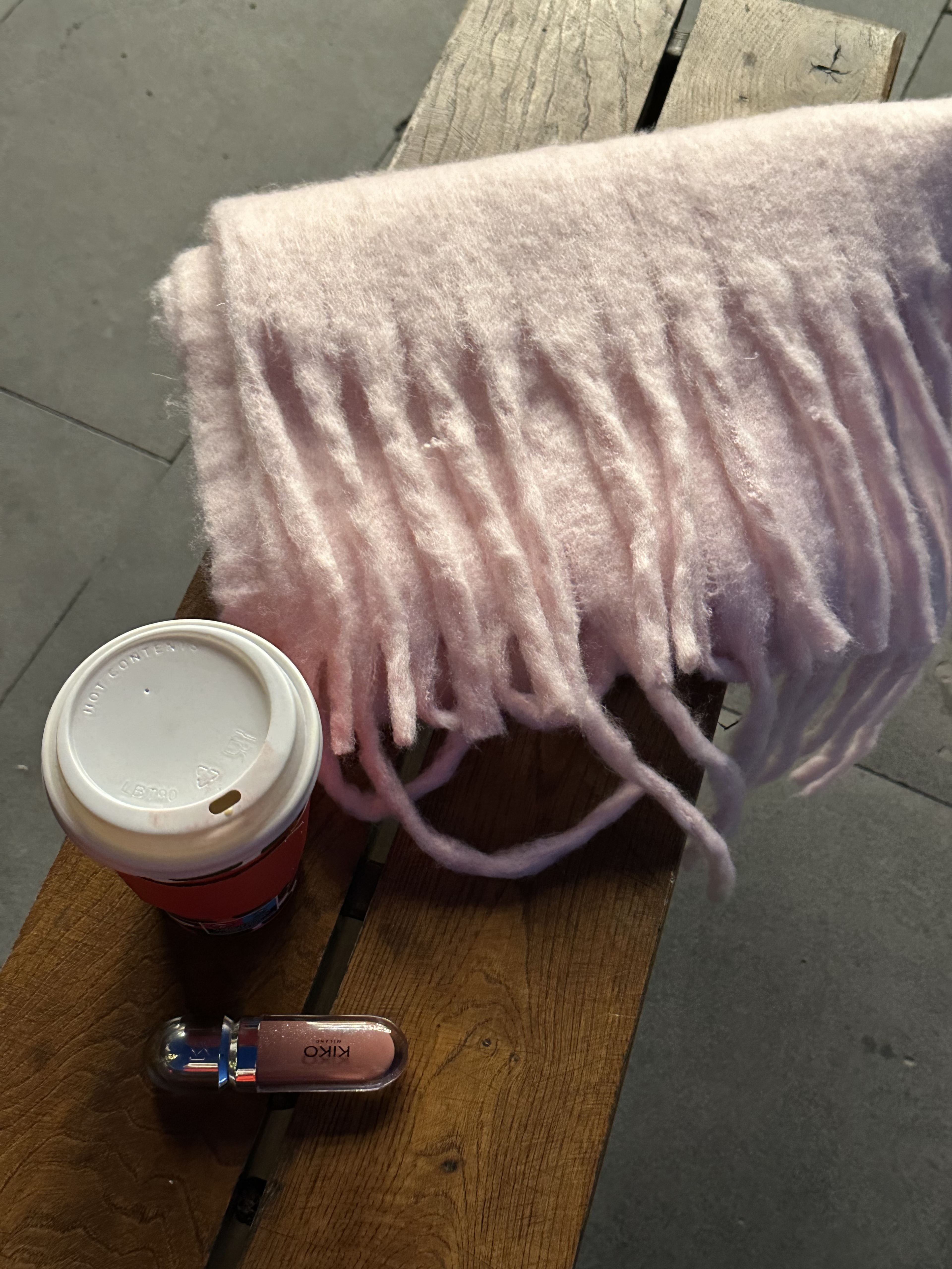 Yumuşakcık Pembe Püsküllü Atkı