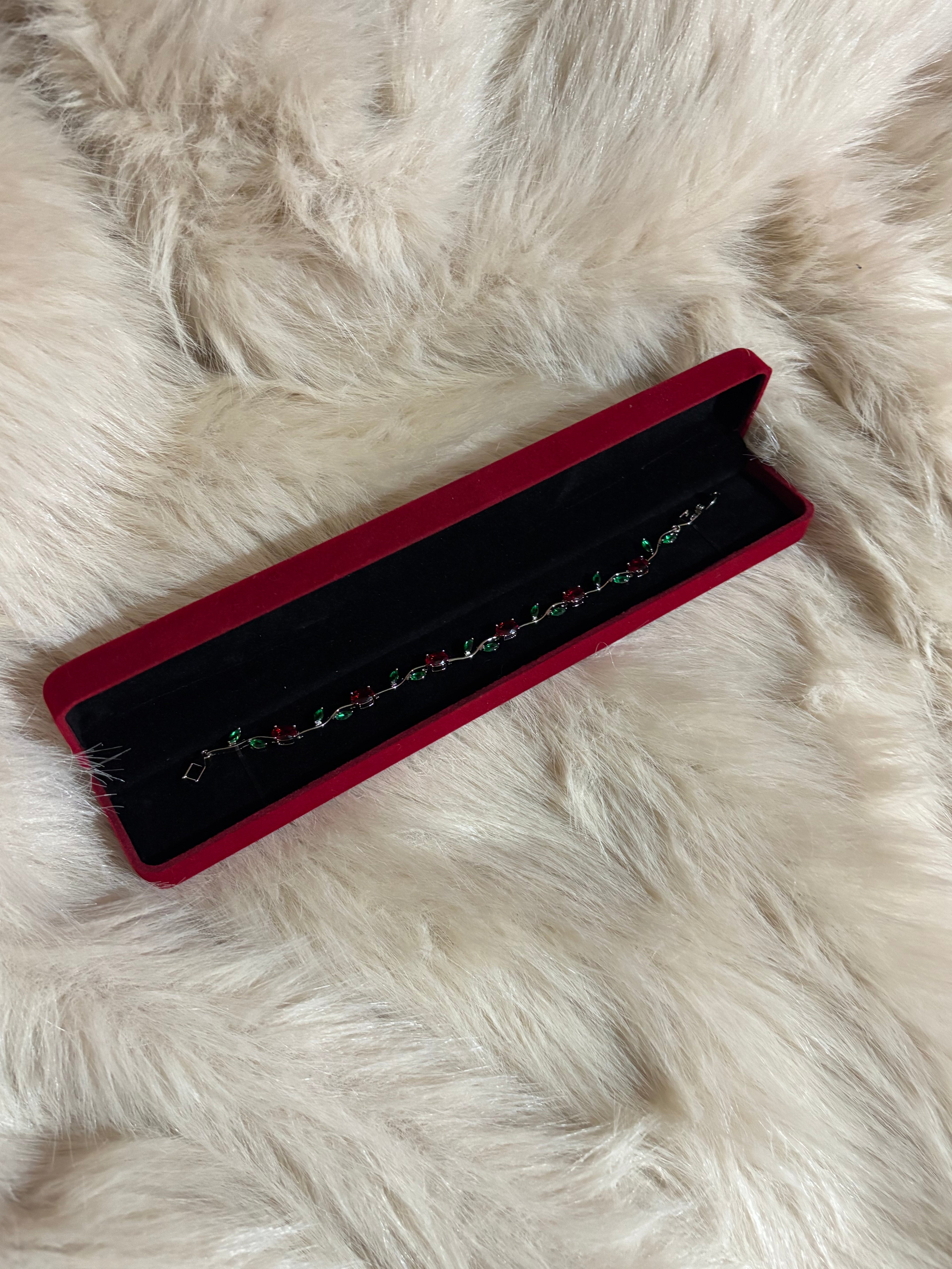 Bileklik hediye paket kutusu