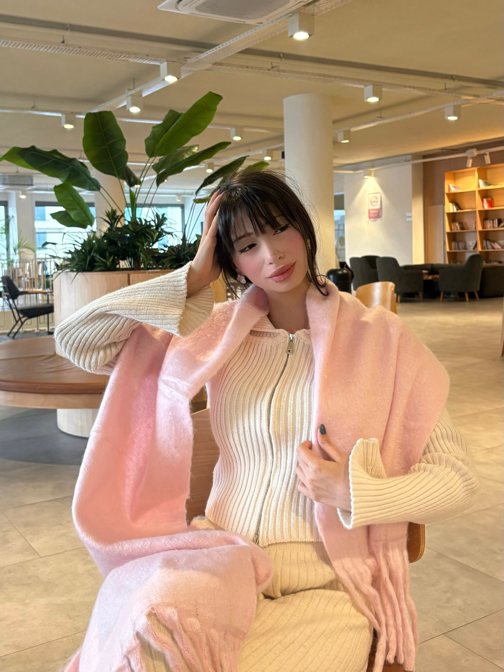 Yumuşakcık Pembe Püsküllü Atkı